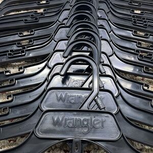 🏇WRANGLER Vintage Shirt Hangers Heavy Duty Plastic Full Size Run 17-pc Set
